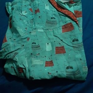 Medium scrub top